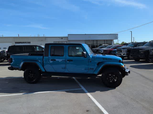 Thumbnail: 2021 Jeep Gladiator - 9