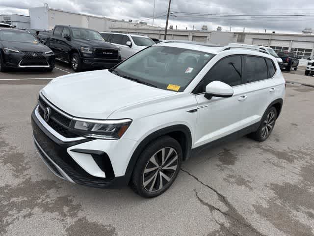 Thumbnail: 2022 Volkswagen Taos - 2