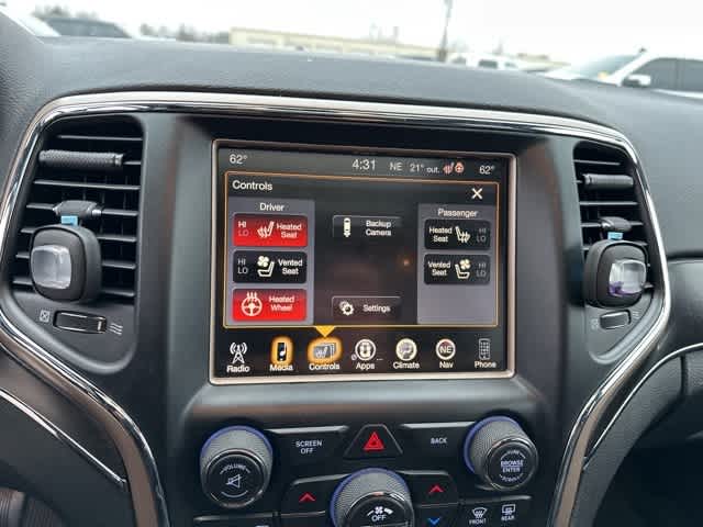 Thumbnail: 2017 Jeep Grand Cherokee - 9