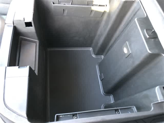 Thumbnail: 2020 Chevrolet Silverado 1500 - 26