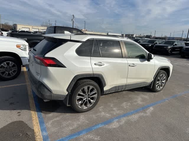 Thumbnail: 2019 Toyota RAV4 - 28