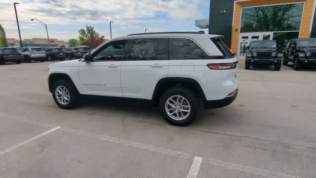 Thumbnail: 2026 Jeep Grand Cherokee - 6