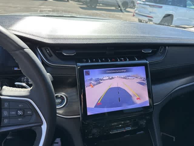 Thumbnail: 2023 Jeep Grand Cherokee - 10