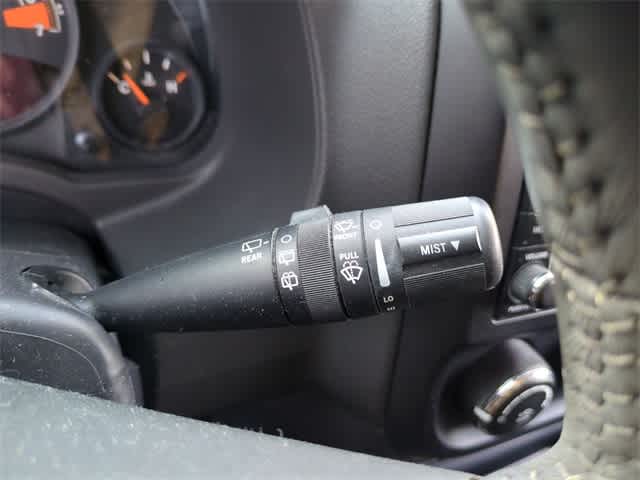 Thumbnail: 2016 Jeep Compass - 26