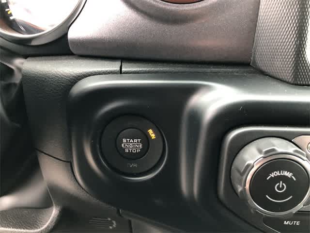 Thumbnail: 2023 Jeep Gladiator - 18