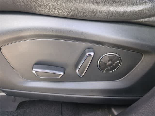 Thumbnail: 2020 Ford Explorer - 18