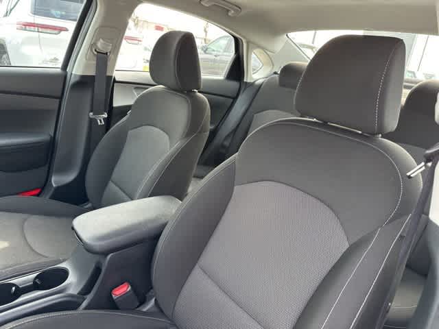 Thumbnail: 2023 Kia Forte - 3