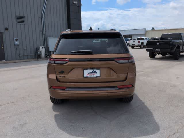 Thumbnail: 2026 Jeep Grand Cherokee - 7