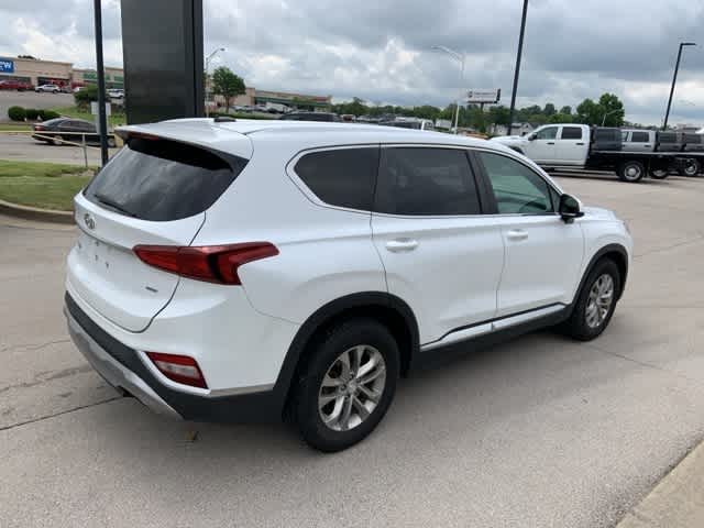 Thumbnail: 2019 Hyundai Santa Fe - 18