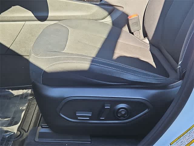 Thumbnail: 2022 Jeep Grand Cherokee L - 18