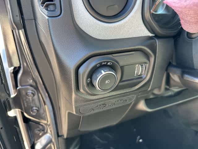 Thumbnail: 2026 Jeep Wrangler - 9