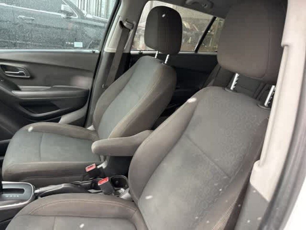 Used 2020 Chevrolet Trax LS SUV