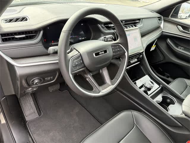 Thumbnail: 2025 Jeep Grand Cherokee - 10