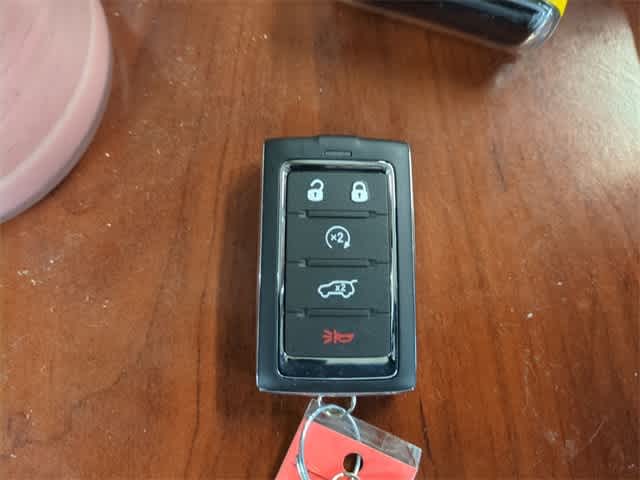 Thumbnail: 2025 Jeep Grand Cherokee - 37