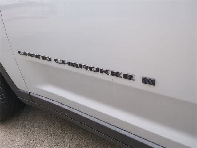 Thumbnail: 2025 Jeep Grand Cherokee - 13