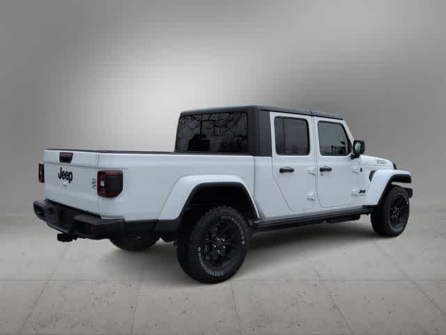Thumbnail: 2026 Jeep Gladiator - 8