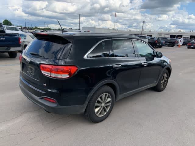 Thumbnail: 2016 Kia Sorento - 25