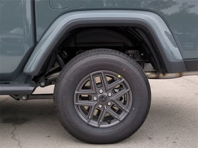 Thumbnail: 2025 Jeep Gladiator - 13