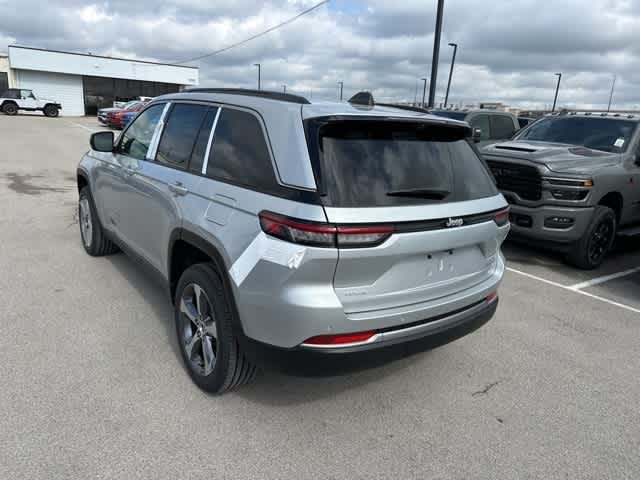 Thumbnail: 2026 Jeep Grand Cherokee - 6