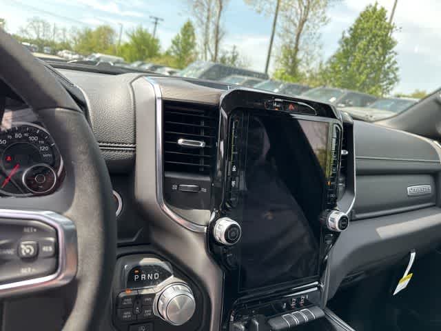 Thumbnail: 2026 RAM 1500 - 3