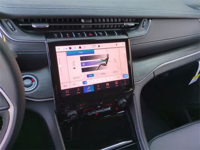 Thumbnail: 2025 Jeep Grand Cherokee L - 28