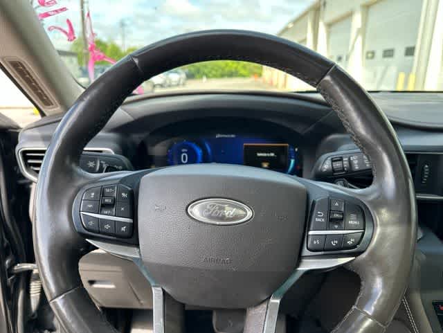 Thumbnail: 2020 Ford Explorer - 11
