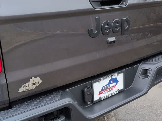 Thumbnail: 2026 Jeep Gladiator - 13