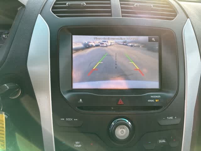 Thumbnail: 2013 Ford Explorer - 11