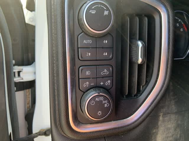 2019 Chevrolet Silverado 1500 RST 11