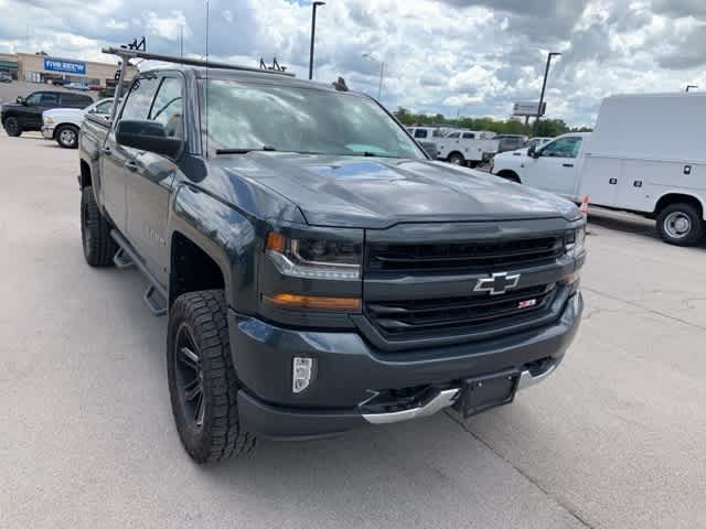 Thumbnail: 2018 Chevrolet Silverado 1500 - 26