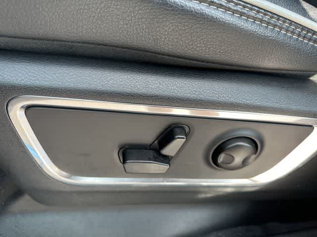 Thumbnail: 2026 RAM 1500 - 8