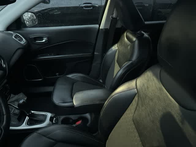 Thumbnail: 2021 Jeep Compass - 8