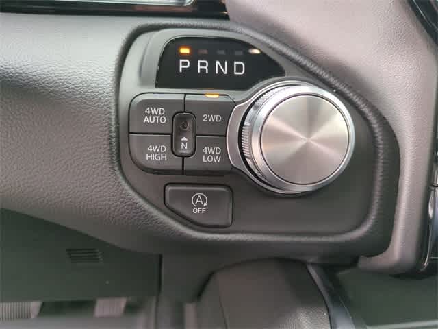 Thumbnail: 2026 RAM 1500 - 32