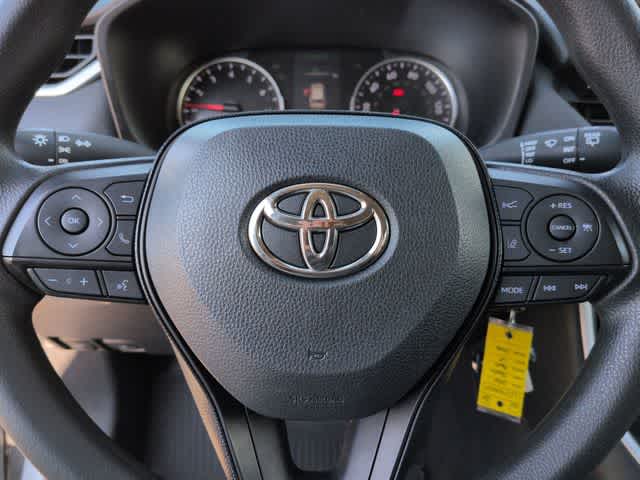 Thumbnail: 2020 Toyota RAV4 - 21