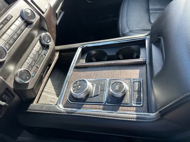 Thumbnail: 2020 Ford Expedition - 8