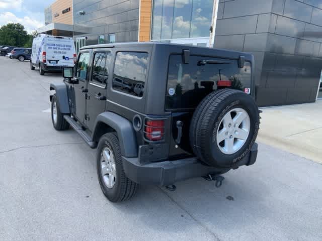 Thumbnail: 2016 Jeep Wrangler - 16
