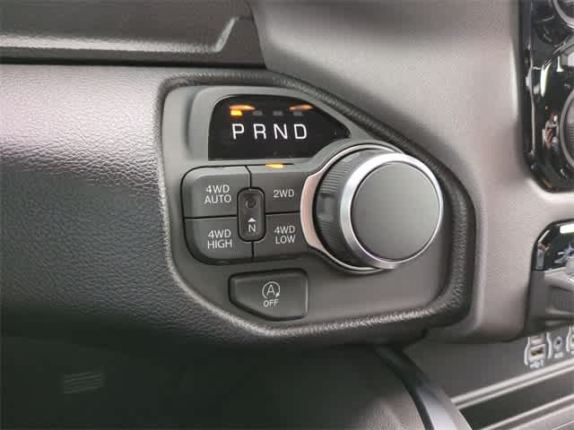 Thumbnail: 2026 RAM 1500 - 32