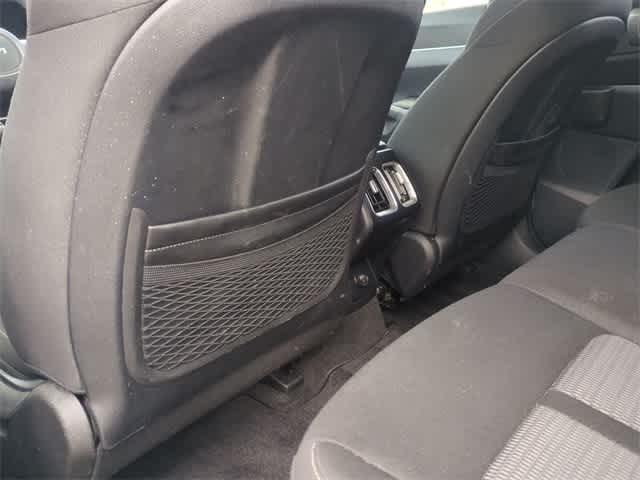 Thumbnail: 2023 Kia Sorento - 17