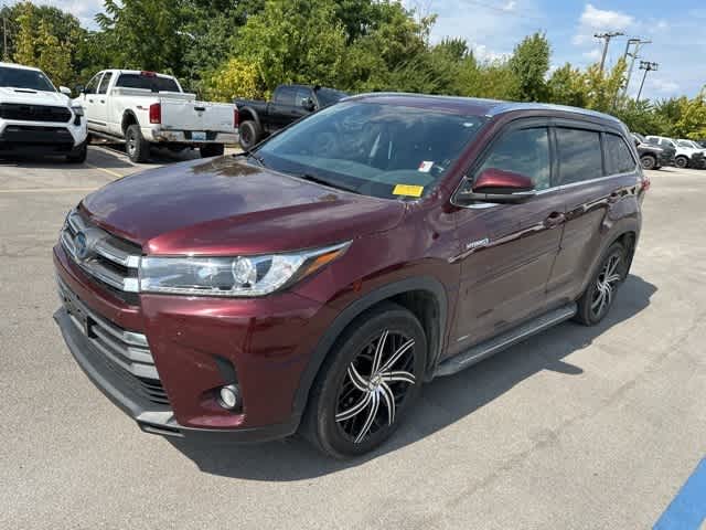 Thumbnail: 2018 Toyota Highlander - 2