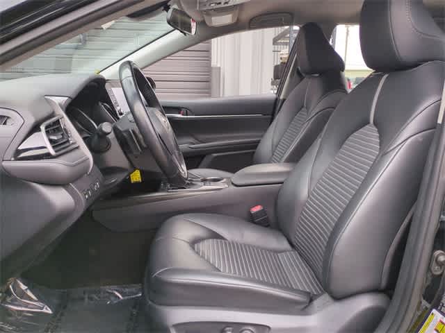 Thumbnail: 2023 Toyota Camry - 17