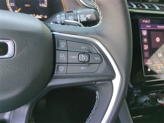 Thumbnail: 2025 Jeep Grand Cherokee - 26