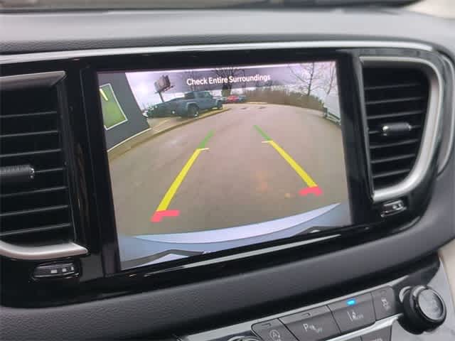 Thumbnail: 2023 Chrysler Pacifica - 28