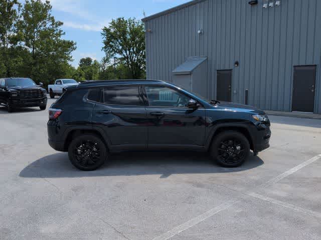 Thumbnail: 2026 Jeep Compass - 9