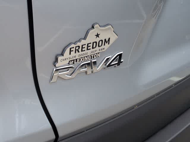 Thumbnail: 2023 Toyota RAV4 - 12