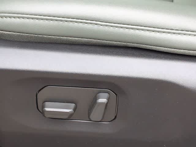 Thumbnail: 2026 Jeep Gladiator - 18