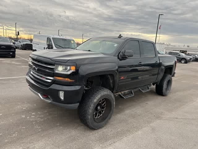 Thumbnail: 2017 Chevrolet Silverado 1500 - 2