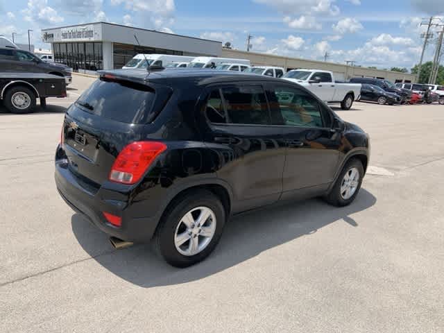 Thumbnail: 2020 Chevrolet Trax - 21