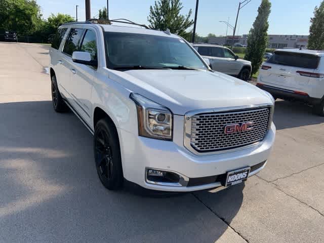 Thumbnail: 2017 GMC Yukon XL - 35