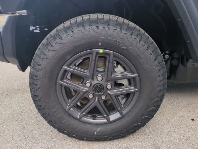 Thumbnail: 2026 Jeep Wrangler - 14