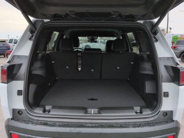 Thumbnail: 2026 Jeep Cherokee - 33